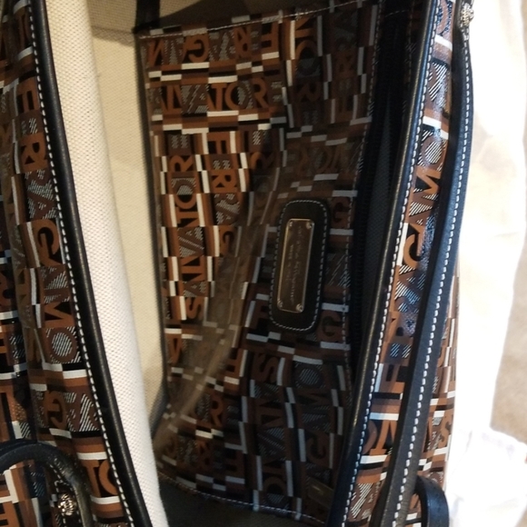 Salvatore Ferragamo signature print coated canvas - Picture 5 of 8